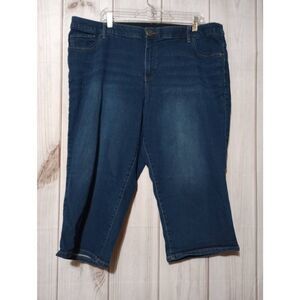 CJ Banks Capri Ladies 20W‎ Dark Wash Comfort Waist